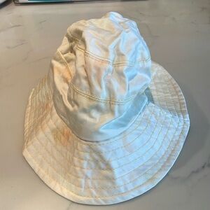 NWOT bucket hat